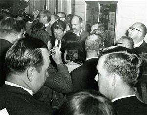 Image description is not available for 1967.055